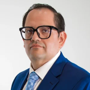 Dr. Molina Corona Antonio